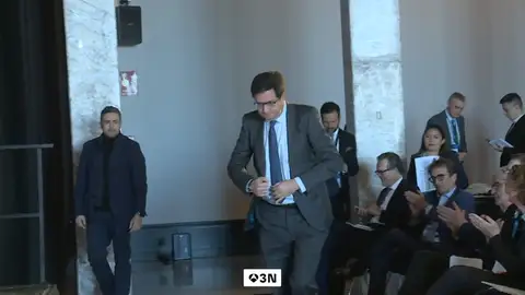 El PSOE elige a Óscar López como 'antidoto' contra Ayuso para las elecciones autonómicas de la Comunidad de Madrid El PSOE elige a Óscar López como 'antidoto' contra Ayuso para las elecciones autonómicas de la Comunidad de Madrid