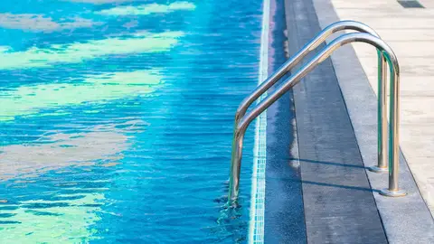 Un hombre muere con signos de ahogamiento en la piscina de un hotel de Fuerteventura Un hombre muere con signos de ahogamiento en la piscina de un hotel de Fuerteventura