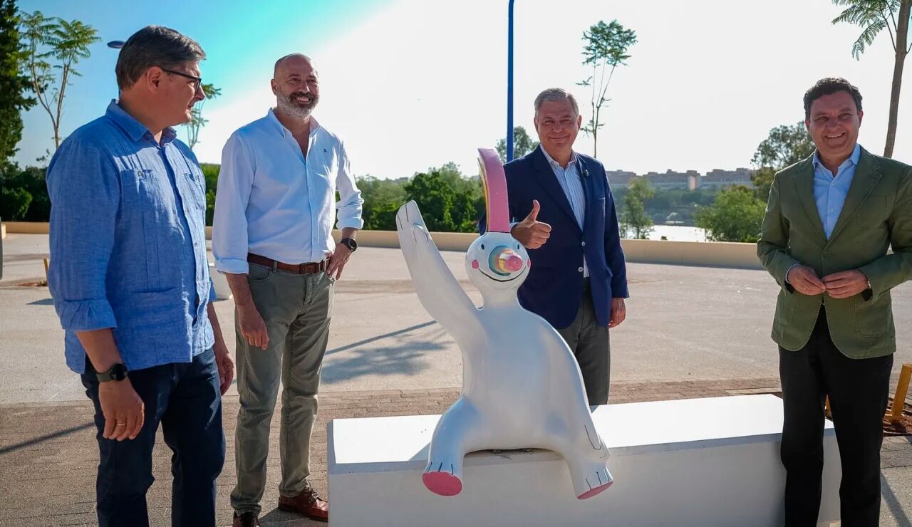 Imagen de la estatua de Curro.