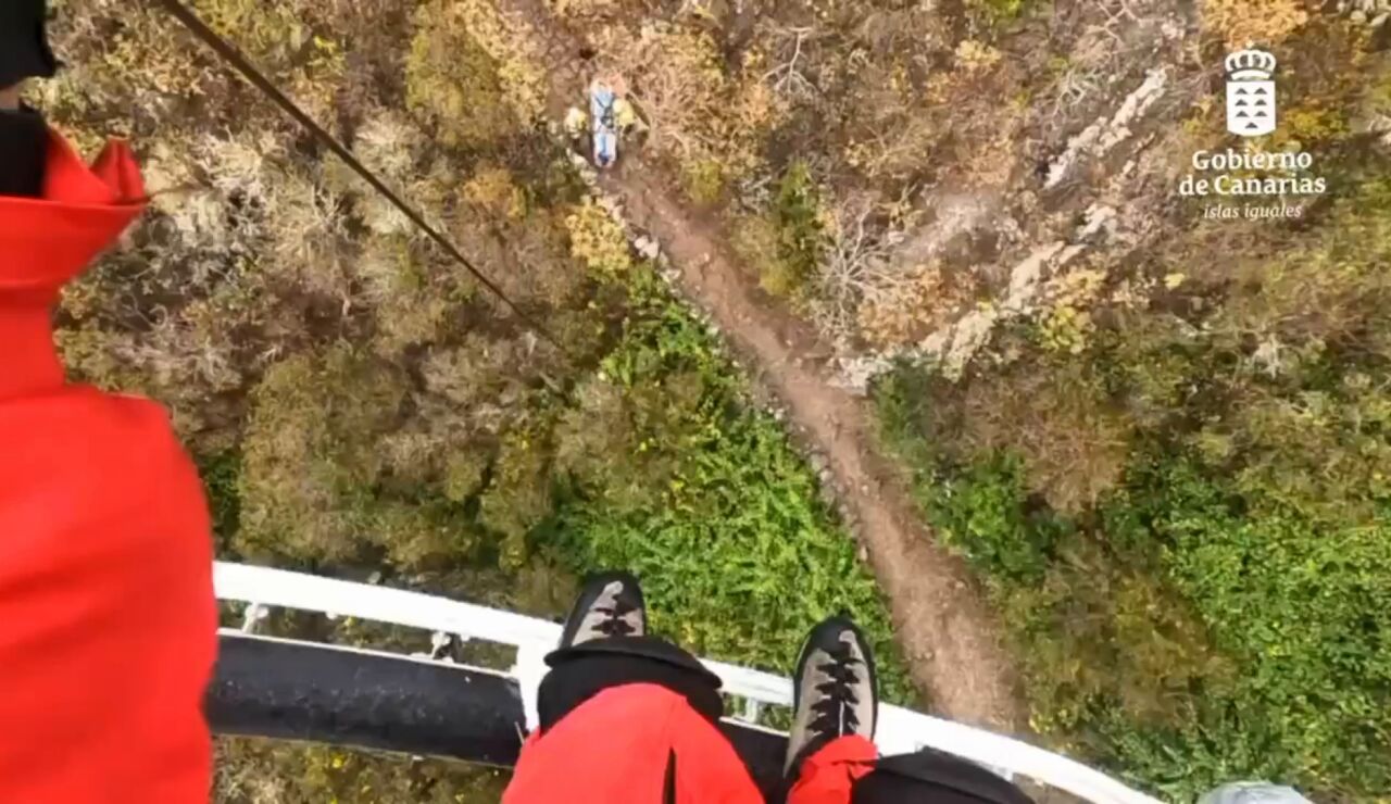 Una senderista, rescatada por un helic&oacute;ptero tras sufrir una ca&iacute;da en un barranco de Tenerife 