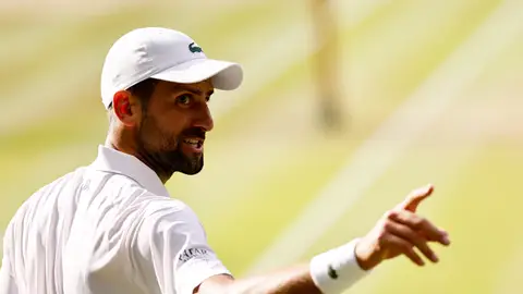 Novak Djokovic durante las semifinales de Wimbledon ante Jannik Sinner Novak Djokovic durante las semifinales de Wimbledon ante Jannik Sinner
