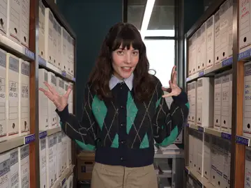 Mireia Oriol nos muestra todos los secretos del archivo de la comisaria de Ágata y Lola Mireia Oriol nos muestra todos los secretos del archivo de la comisaria de Ágata y Lola