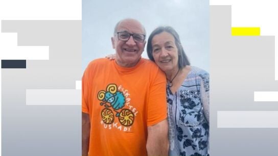 Imagen de Alazne Solabarrieta Lecea y Koldo Olalde, en un cartel de b&uacute;squeda tras el terremoto