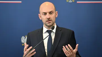 Jean-Noël Barrot, en una comparecencia en Polonia Jean-Noël Barrot, en una comparecencia en Polonia