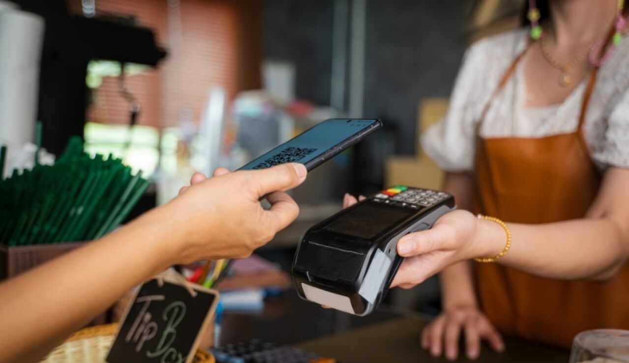 As&iacute; funciona el nuevo Bizum Pay para pagar con el m&oacute;vil en los comercios