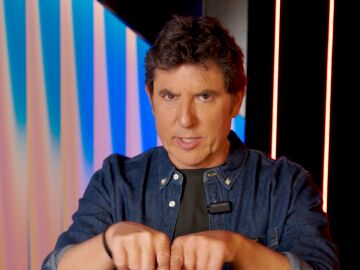 &ldquo;Vamos a ir al VAR con esta pregunta&rdquo;: Manel Fuentes se atreve con una nueva versi&oacute;n de &iexcl;Salta!