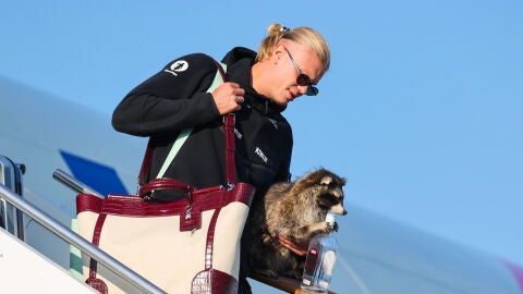 Erling Haaland, a su llegada al aeropuerto de Oslo