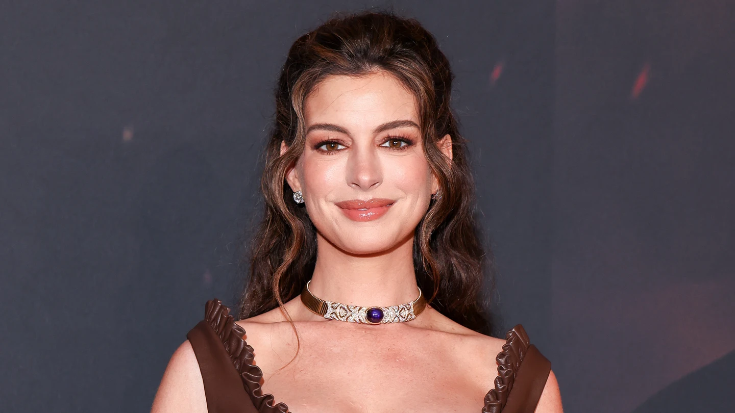 Anne Hathaway Anne Hathaway