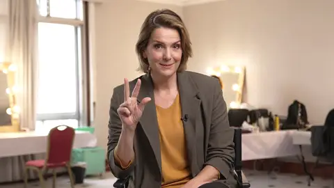 Dos verdades y una mentira: Eva Martín pone a prueba a sus compañeros Dos verdades y una mentira: Eva Martín pone a prueba a sus compañeros