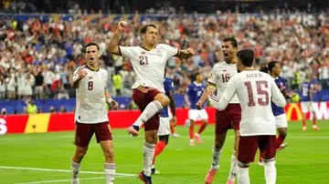 Oyarzabal celebra su gol de penalti a Francia Oyarzabal celebra su gol de penalti a Francia