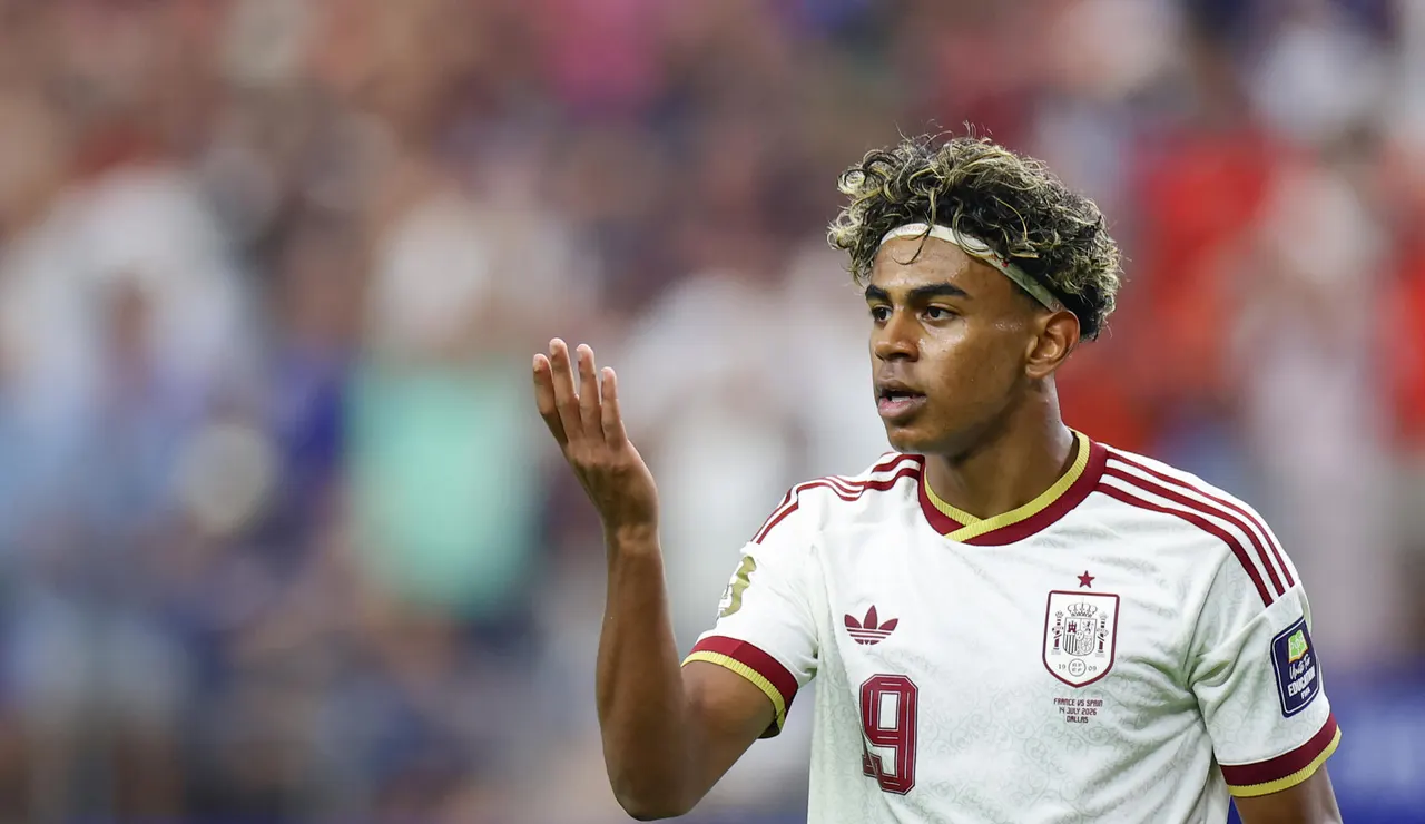 Lamine Yamal en el partido del Mundial contra Francia