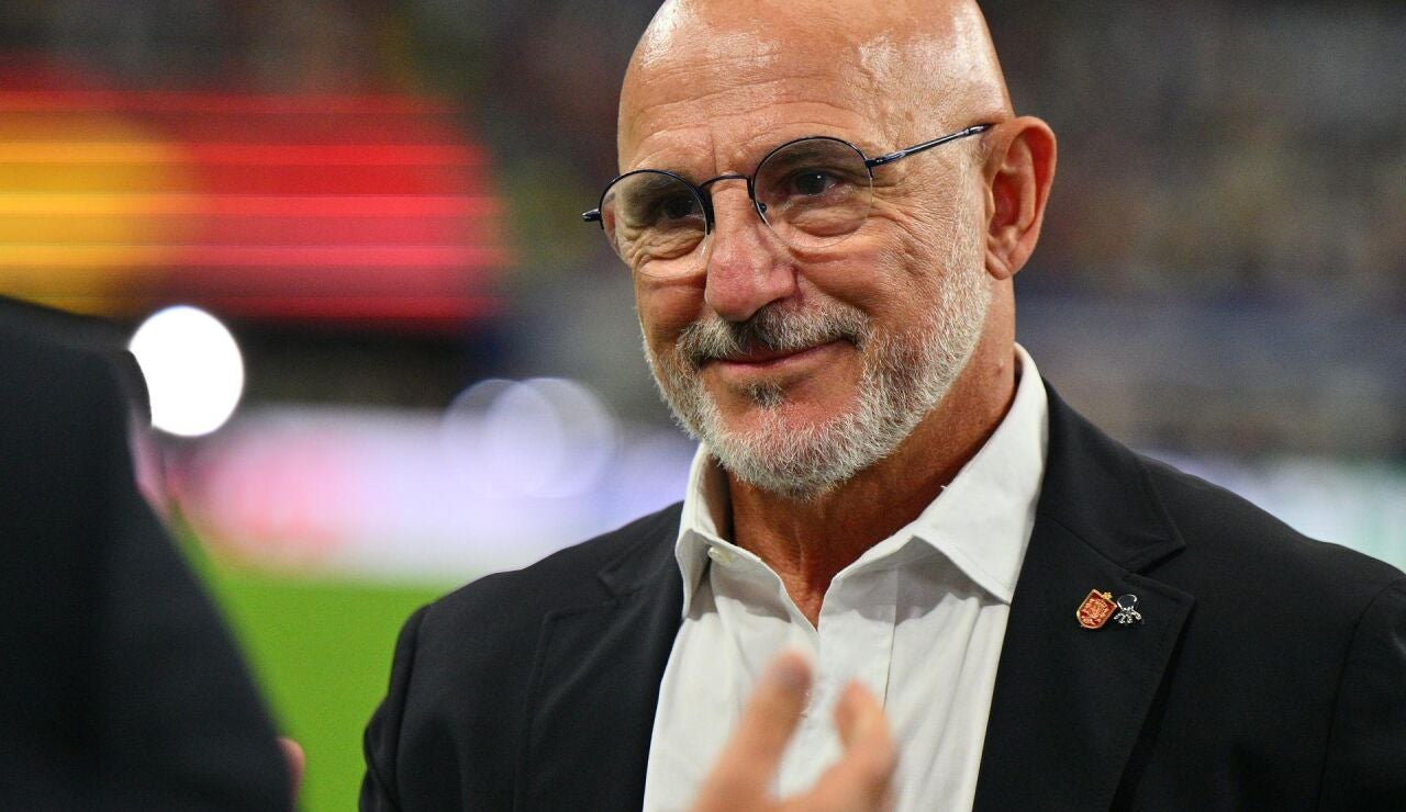 Luis de la Fuente en el partido contra Francia