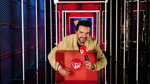 “¡Es el botón!”: Los coaches de La Voz Kids se divierten descubriendo objetos a ciegas “¡Es el botón!”: Los coaches de La Voz Kids se divierten descubriendo objetos a ciegas