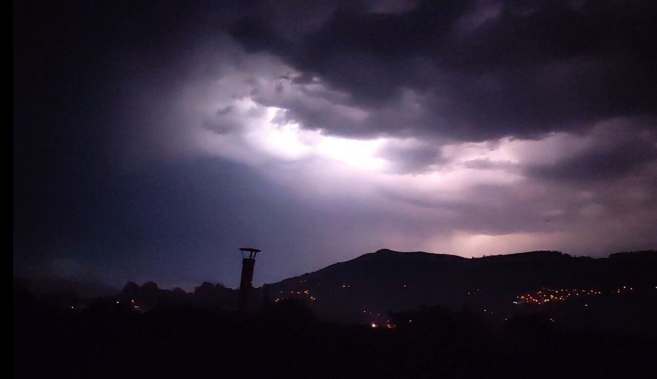 Imagen de una tormenta el&eacute;ctrica