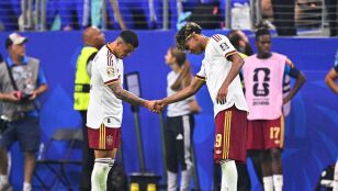 Lamine Yamal y Pedro Porro en la celebraci&oacute;n del gol ante Francia
