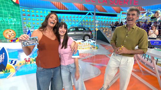 &ldquo;&iexcl;Qu&eacute; pena!&rdquo;: Celia, a tres n&aacute;uticos de llevarse el deseado coche de La ruleta de la suerte