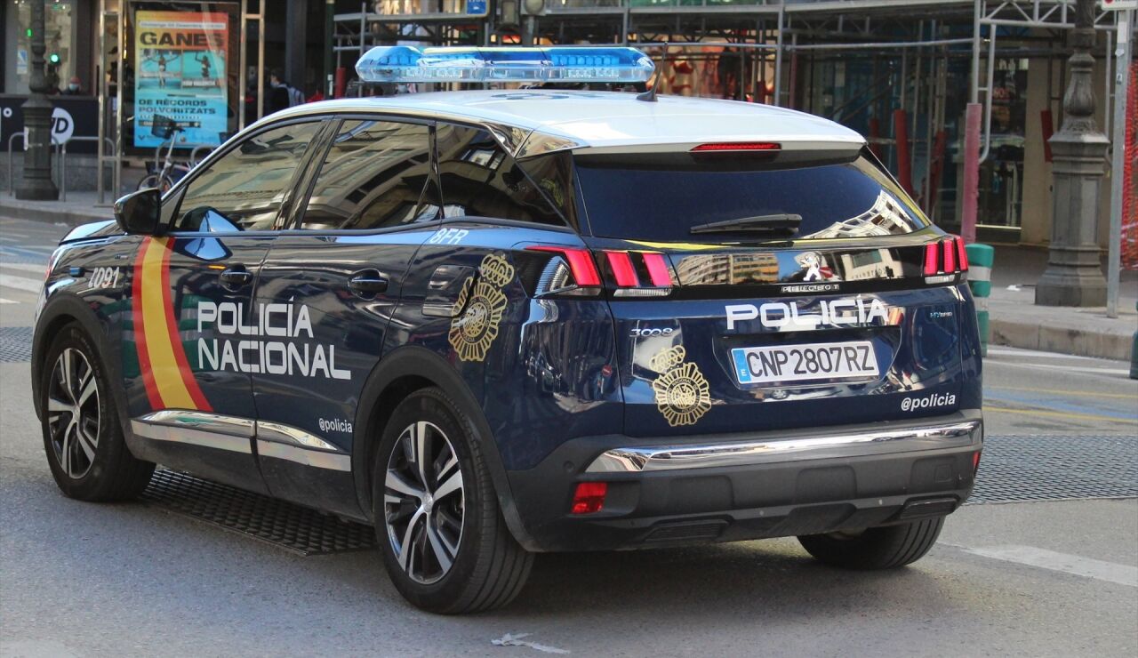 Coche de Polic&iacute;a Nacional en Valencia