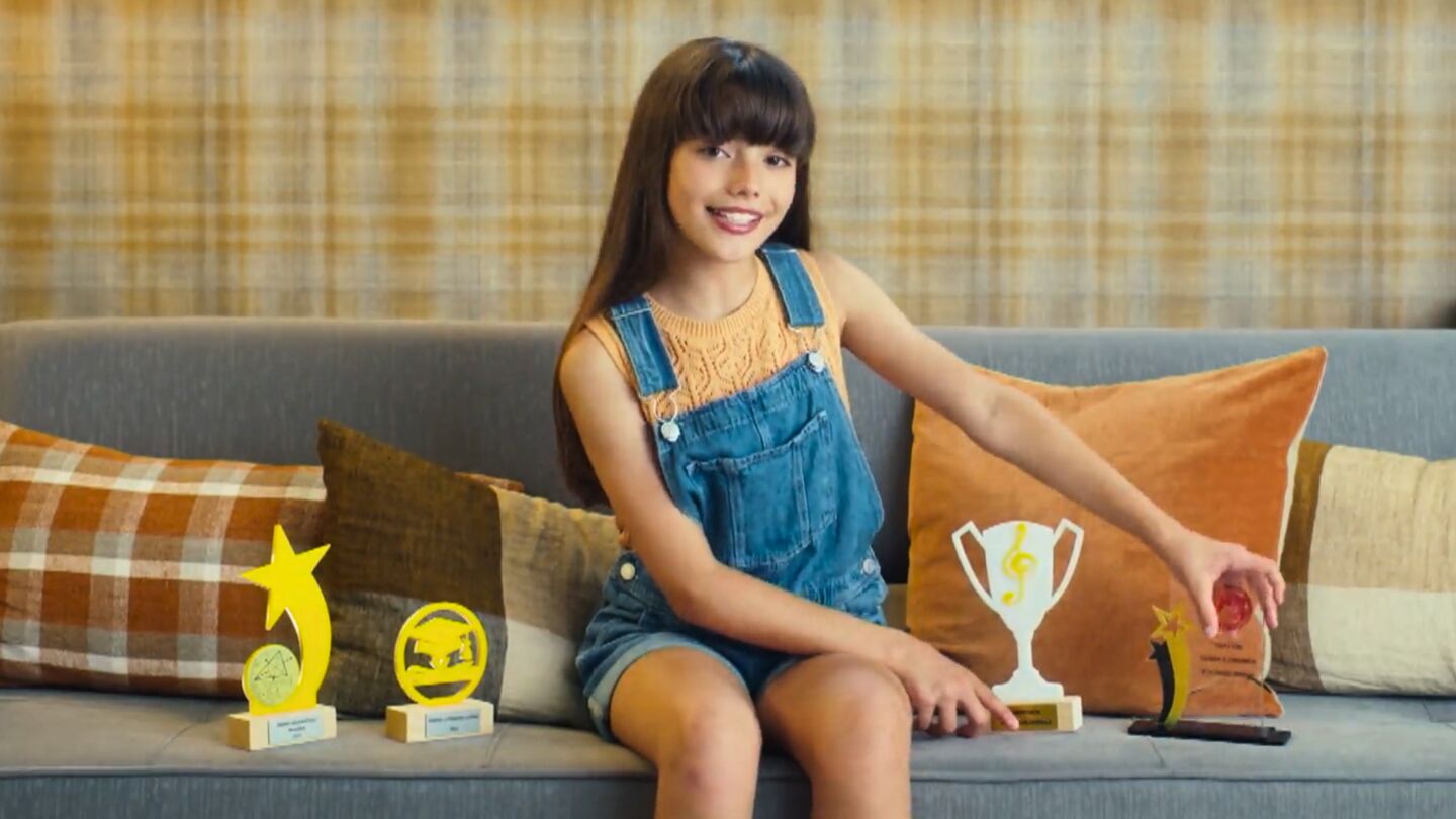 Amanda C&aacute;rdenas en Padre no hay m&aacute;s que uno, la serie