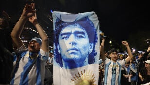 Aficionados argentinos celebran en Buenos Aires