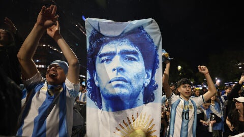 Aficionados argentinos celebran en Buenos Aires