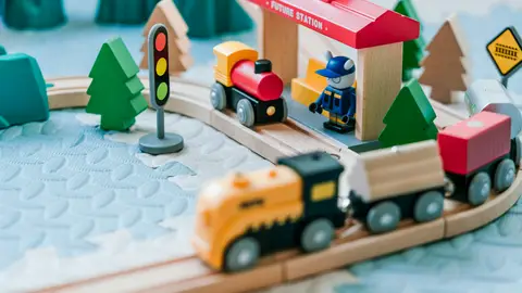 Juguete de tren de madera Juguete de tren de madera