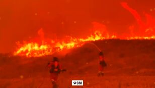 El incendio de Or&eacute;s (Zaragoza) sigue activo y 5 municipios siguen desalojados