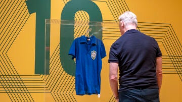 La camiseta de Pel&eacute; en el Mundial de Suecia 1958
