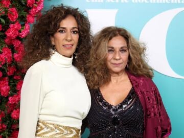 Rosario Flores y Lolita