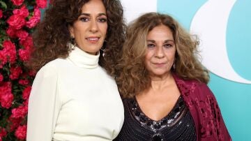 Rosario Flores y Lolita