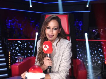 &ldquo;&iexcl;Me temblaba todo el cuerpo!&rdquo;: Eva Gonz&aacute;lez responde a las preguntas de los fans de La Voz Kids