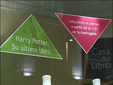Se publica el libro 'Harry Potter y las reliquias de la muerte' Se publica el libro 'Harry Potter y las reliquias de la muerte'