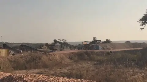 Encuentran un diamante rosa en Angola Encuentran un diamante rosa en Angola