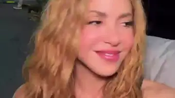 Shakira adelanta en sus redes sociales una nueva versión en español de 'Dai Dai' Shakira adelanta en sus redes sociales una nueva versión en español de 'Dai Dai'