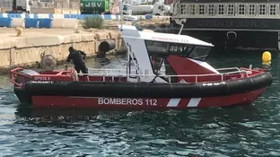Se hunde un catamarán en Tabarca (Alicante) con 11 personas a bordo Se hunde un catamarán en Tabarca (Alicante) con 11 personas a bordo