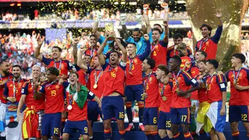 Rodri levantando la Copa del Mundo Rodri levantando la Copa del Mundo