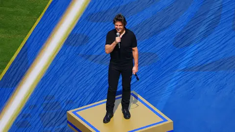 Tom Cruise durante su intervención en el espectáculo del descanso Tom Cruise durante su intervención en el espectáculo del descanso