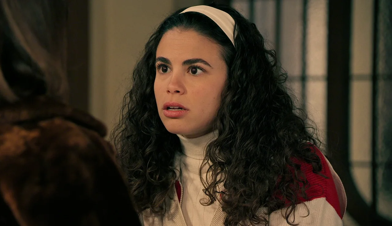 Nieves confiesa a Mabel toda la verdad: “Marisol está embrazada de tu padre”