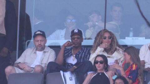 Beyoncé y Jay-Z en las gradas del estadio