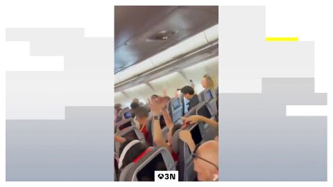 Pasajeros avi&oacute;n
