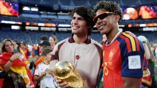 Alcaraz, junto a Lamine Yamal tras la final del Mundial Alcaraz, junto a Lamine Yamal tras la final del Mundial