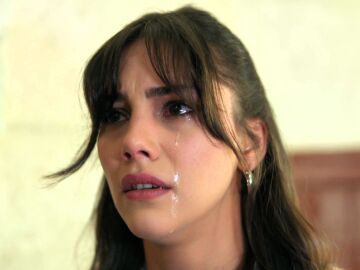 "&iexcl;Estoy embarazada!": Zerrin confirma que espera un hijo de Kaya delante de Demir