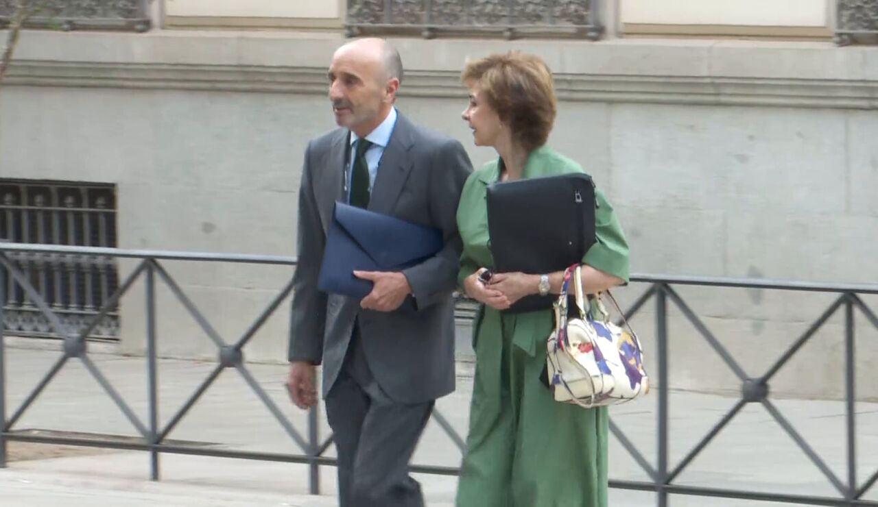 Julio Mart&iacute;nez declara ante el juez de la Audiencia Nacional, horas despu&eacute;s de implicar a Zapatero en el rescate de Plus Ultra.
