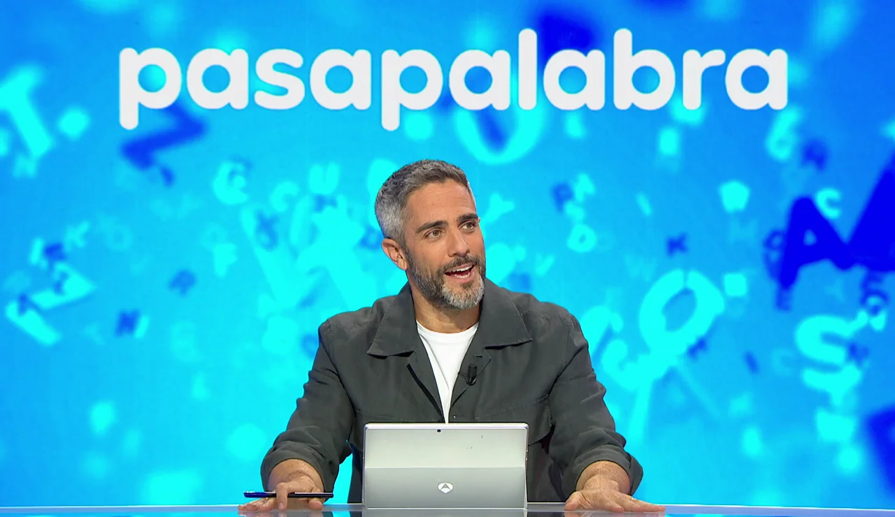 "¡Por favor!": la desesperación de Roberto Leal ante el bloqueo de David y Javier con un tema de Quevedo