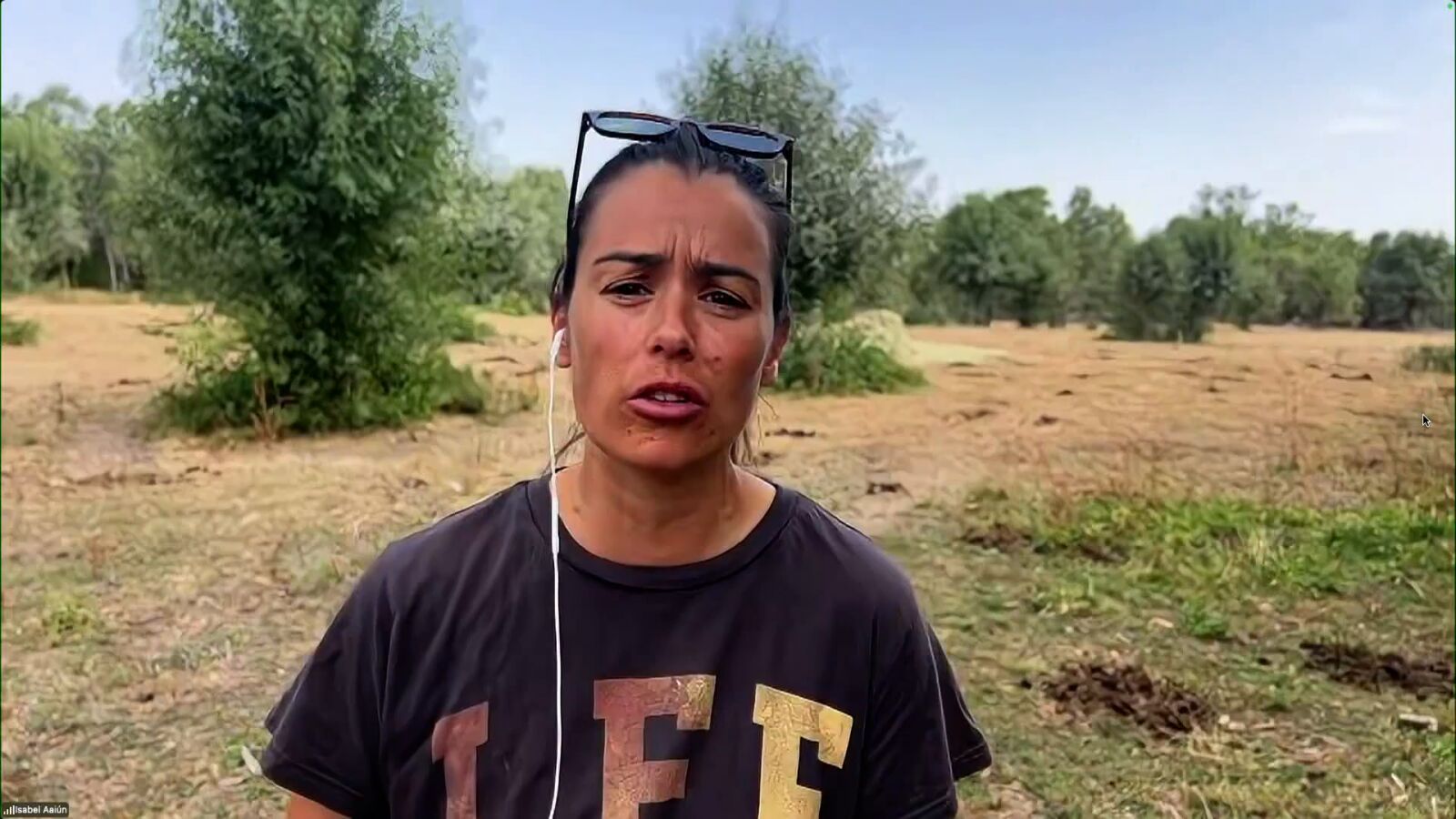 Isabel Aaiún desaloja su finca por el incendio de Segovia: 