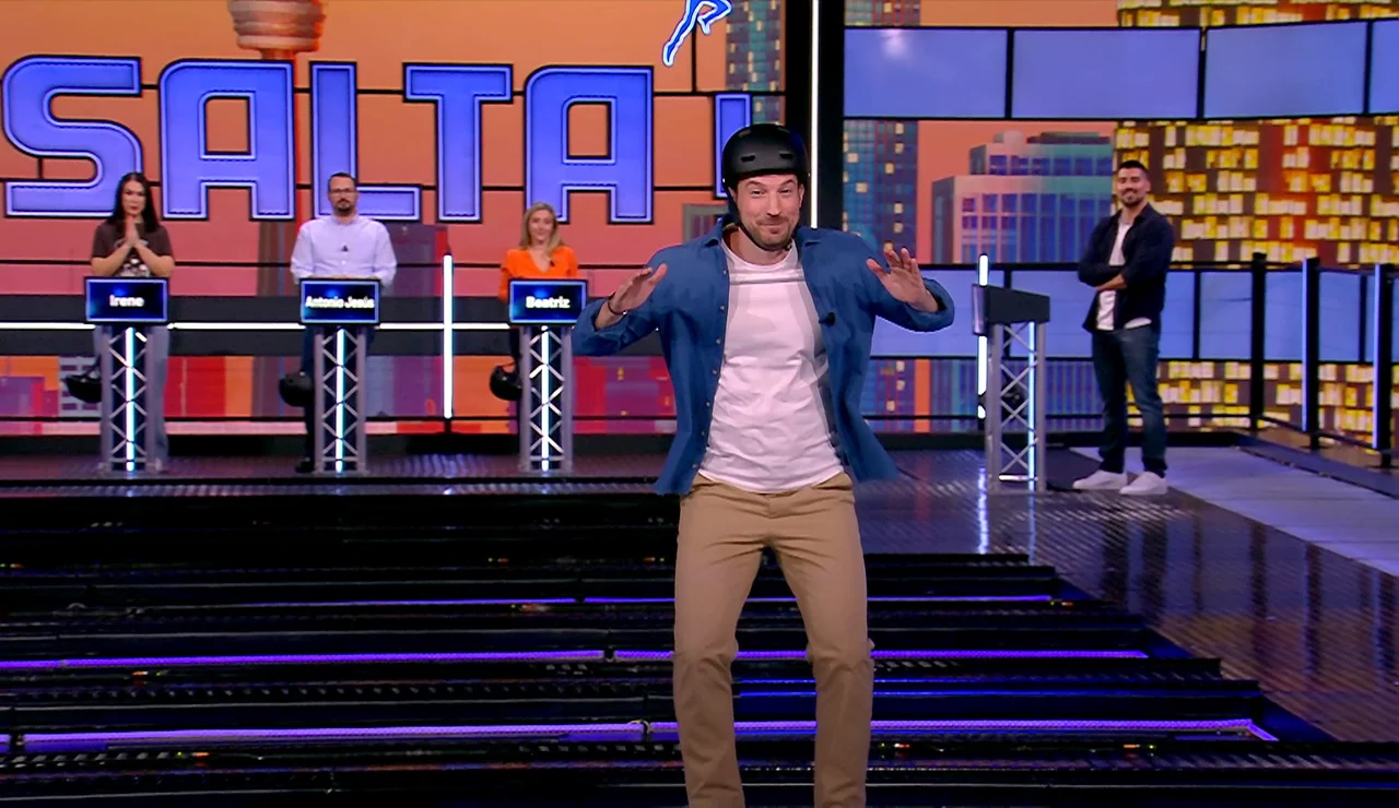 El baile de Omar en ¡Salta! termina en pique con el controller: “Me ha hecho el lío”