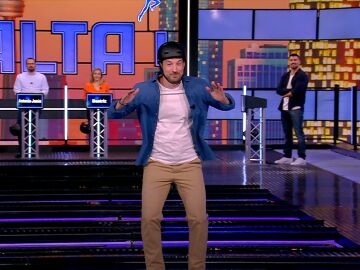 El baile de Omar en &iexcl;Salta! termina en pique con el controller: &ldquo;Me ha hecho el l&iacute;o&rdquo;