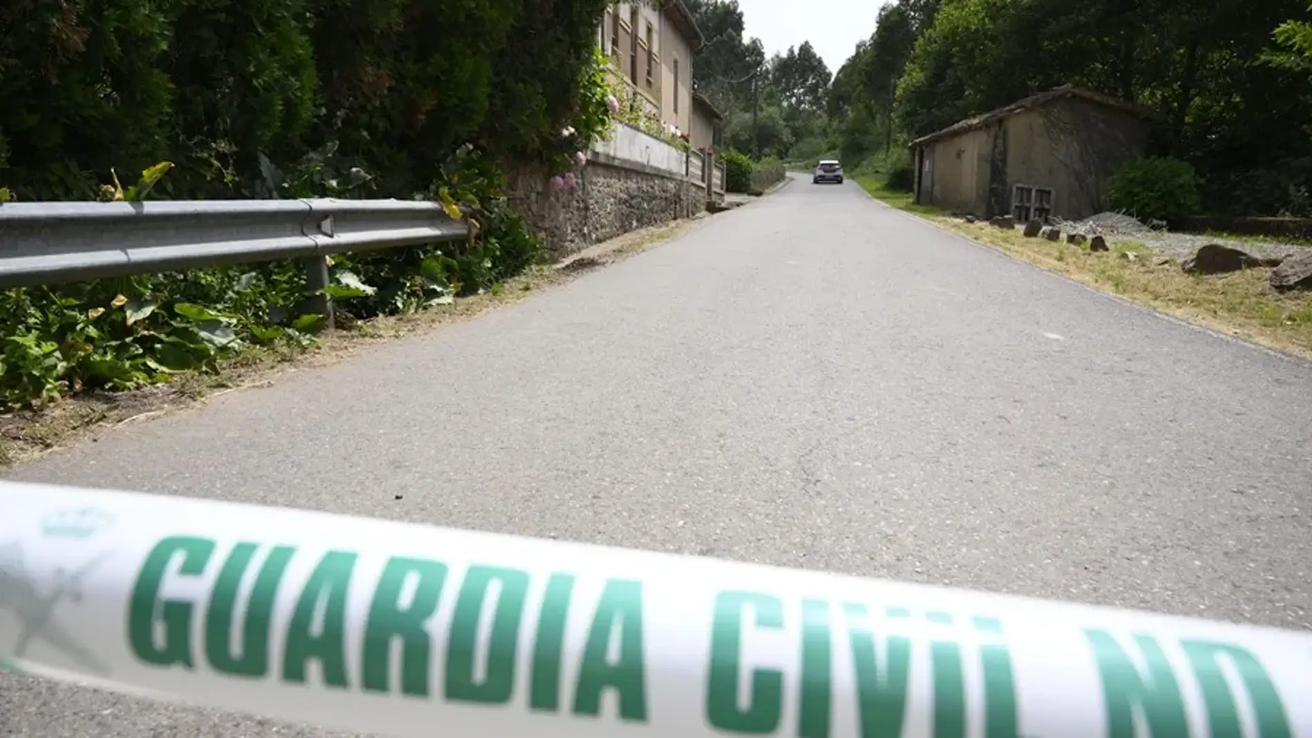Mueren dos mujeres en una moto arrolladas por un taxi en Formentera Cinta Guardia Civil