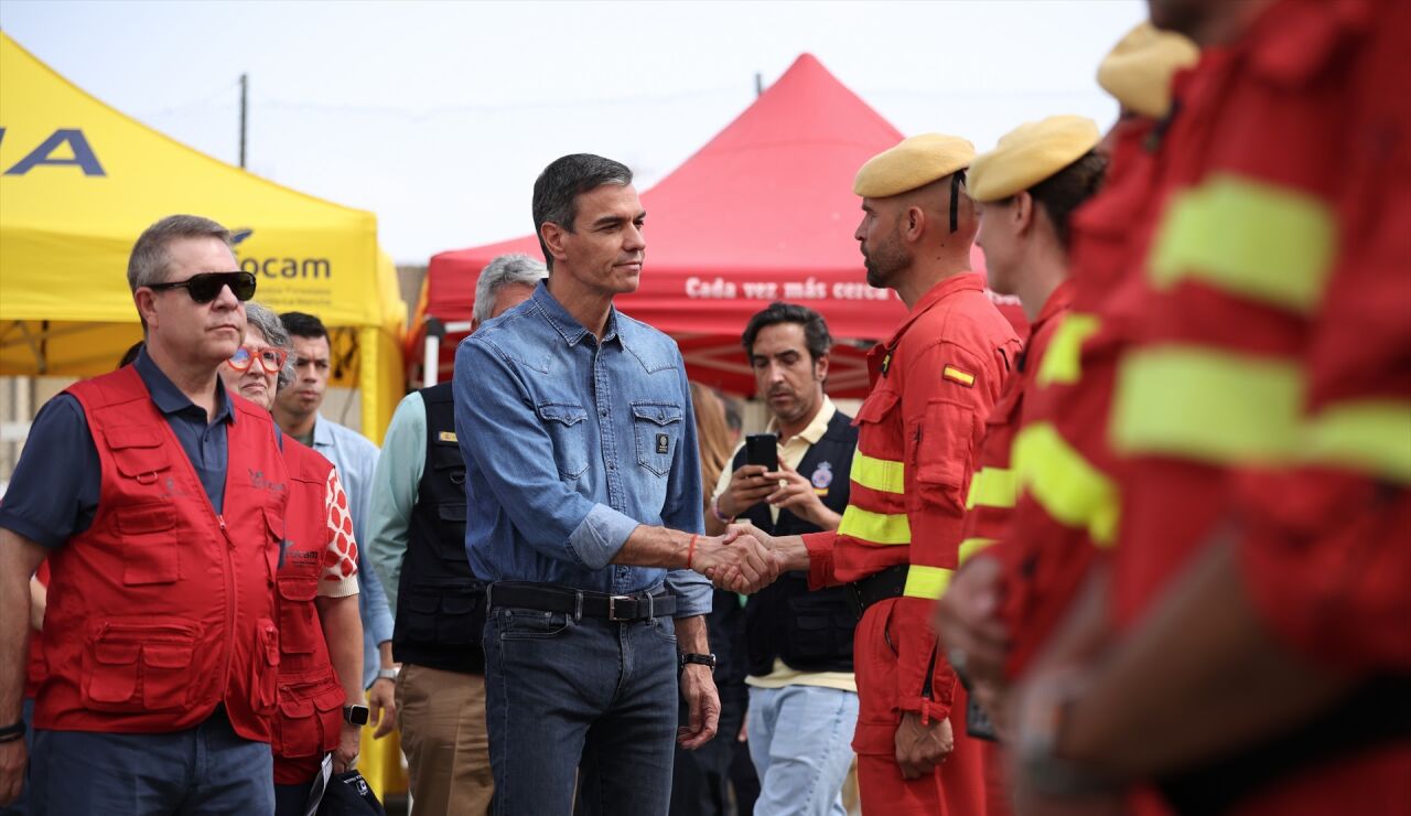 S&aacute;nchez visita La Mierla para hacer balance del incendio forestal