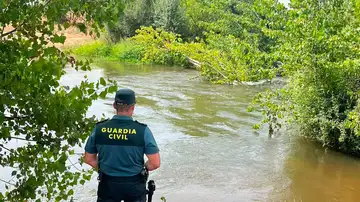 Uno de los guardias civiles que rescató al joven Uno de los guardias civiles que rescató al joven