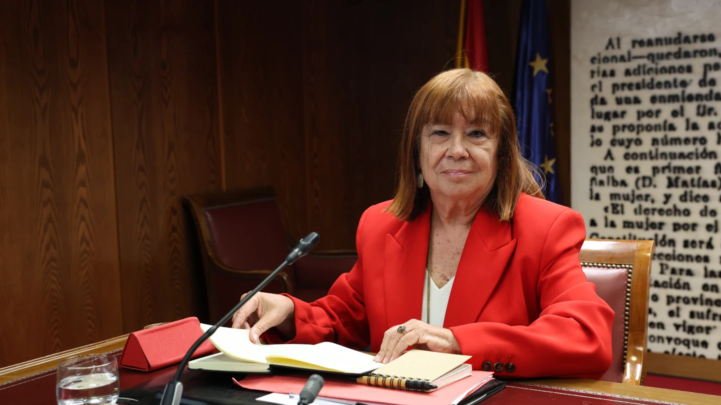 La presidenta del PSOE, Cristina Narbona, durante su comparecencia ante la Comisión de Investigación del ‘caso Koldo’ La presidenta del PSOE, Cristina Narbona, durante su comparecencia ante la Comisión de Investigación del ‘caso Koldo’